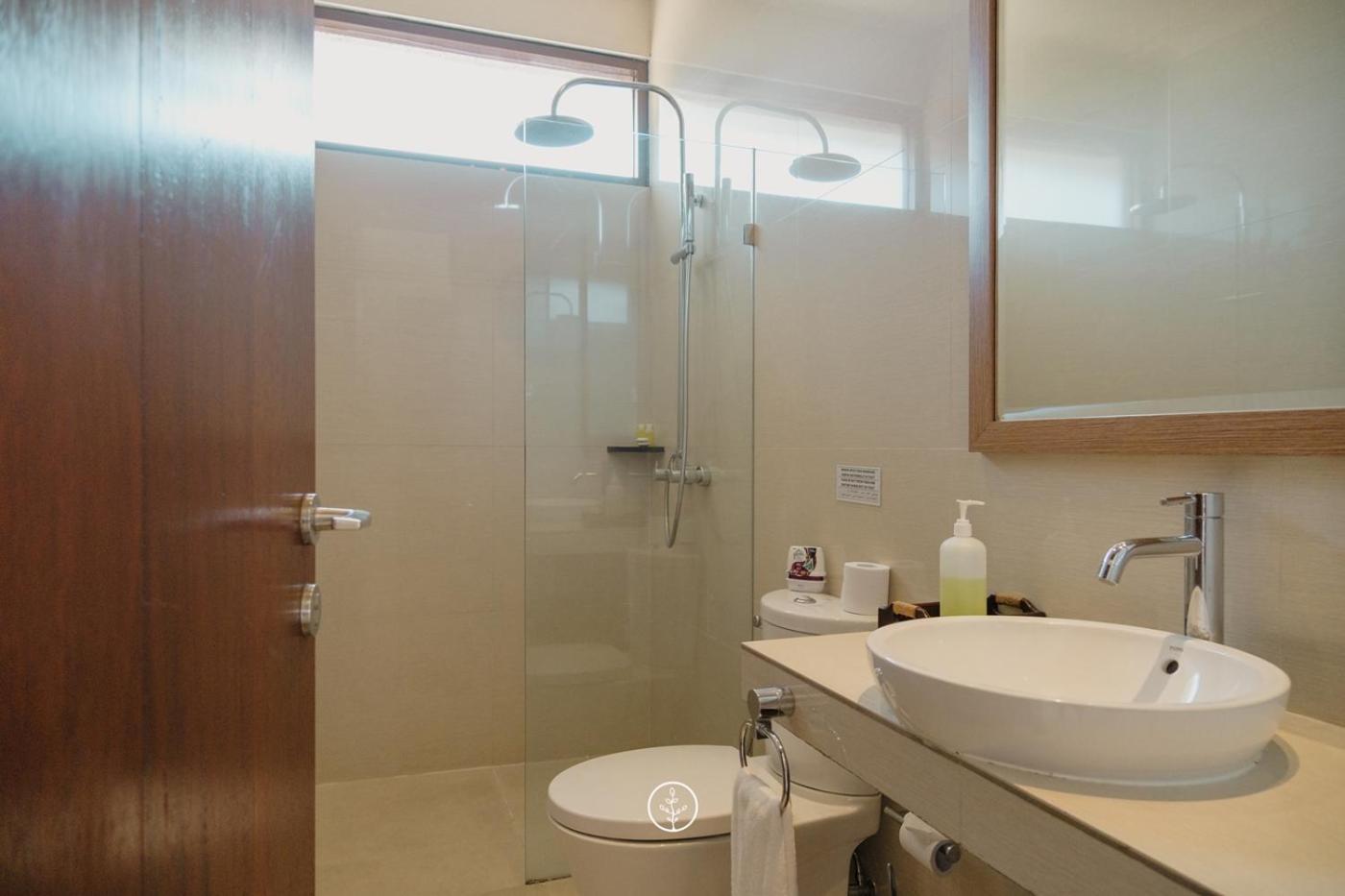 בנדונג Narwastu Hill View Villa 6 Bedrooms With A Private Swimming Pool מראה חיצוני תמונה