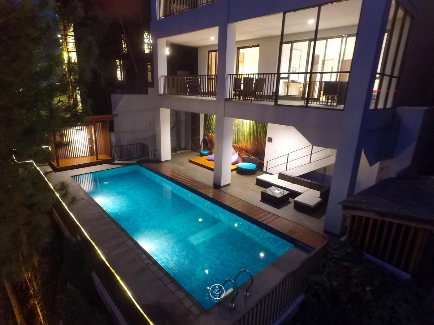 בנדונג Narwastu Hill View Villa 6 Bedrooms With A Private Swimming Pool מראה חיצוני תמונה