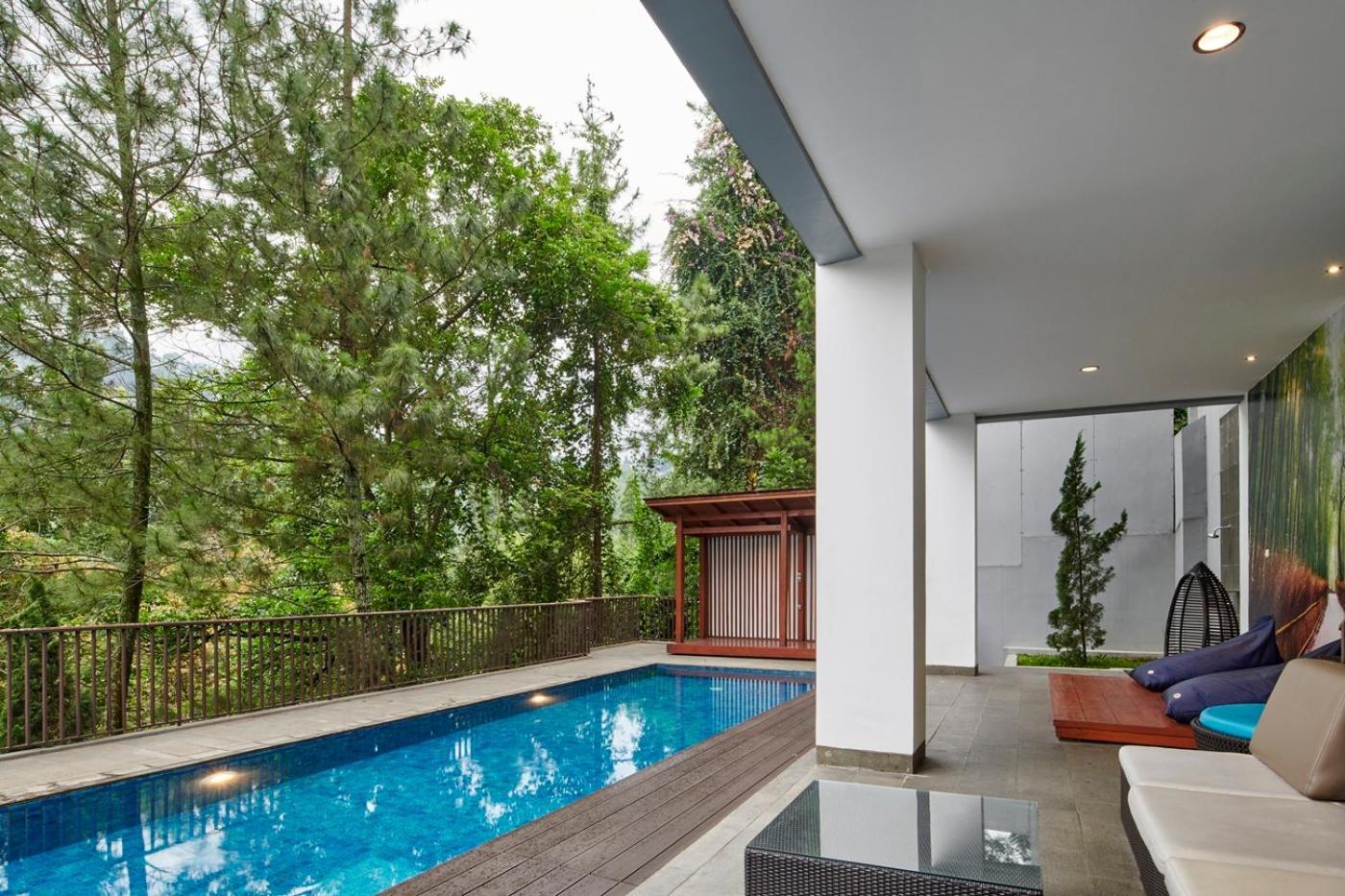 בנדונג Narwastu Hill View Villa 6 Bedrooms With A Private Swimming Pool מראה חיצוני תמונה