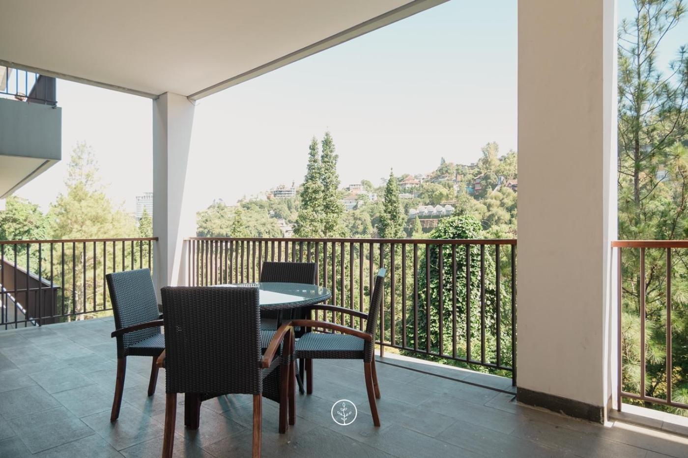 בנדונג Narwastu Hill View Villa 6 Bedrooms With A Private Swimming Pool מראה חיצוני תמונה