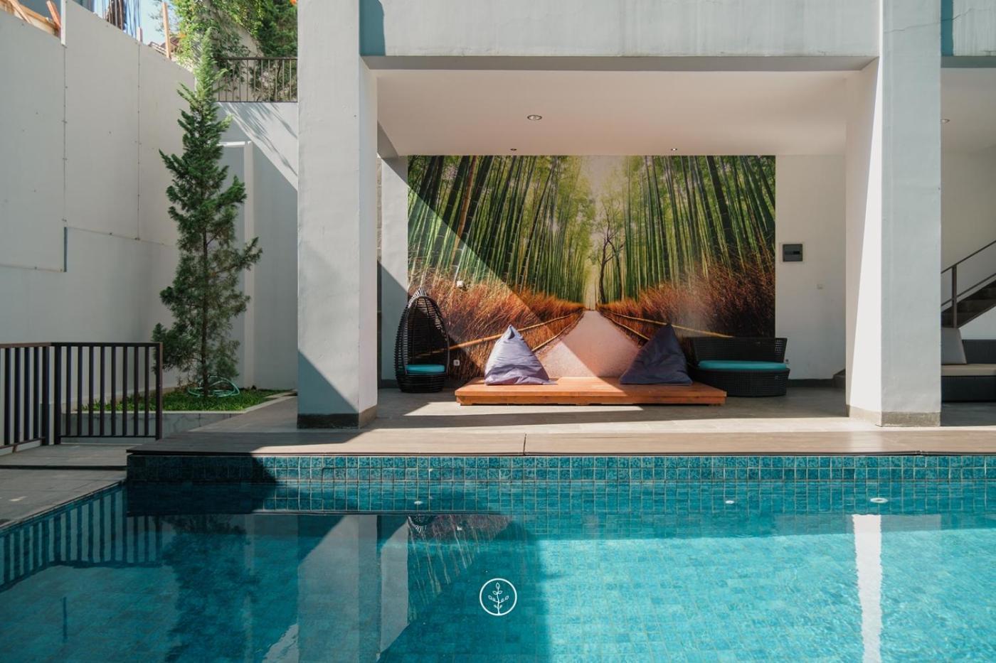 בנדונג Narwastu Hill View Villa 6 Bedrooms With A Private Swimming Pool מראה חיצוני תמונה