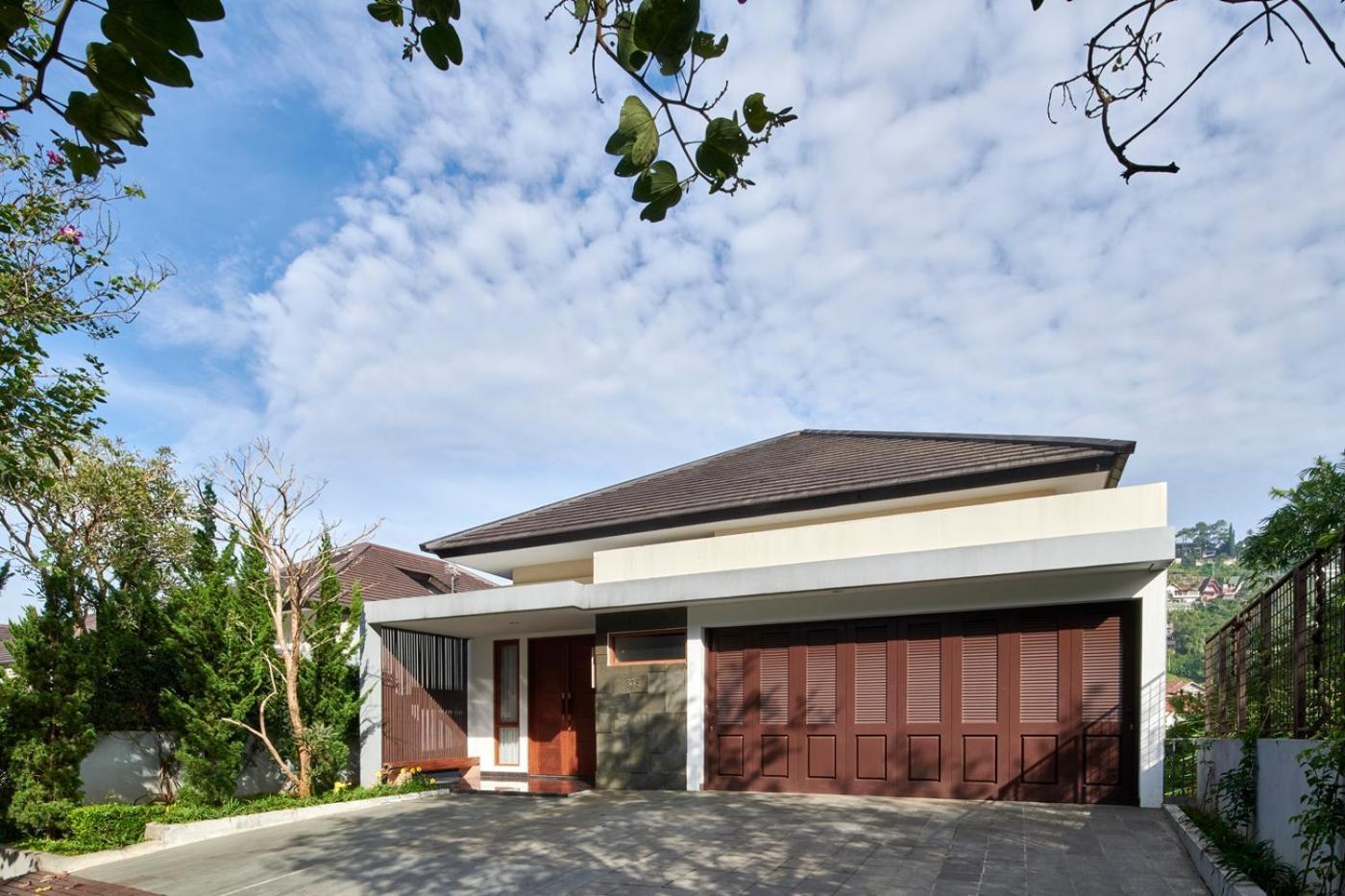 בנדונג Narwastu Hill View Villa 6 Bedrooms With A Private Swimming Pool מראה חיצוני תמונה